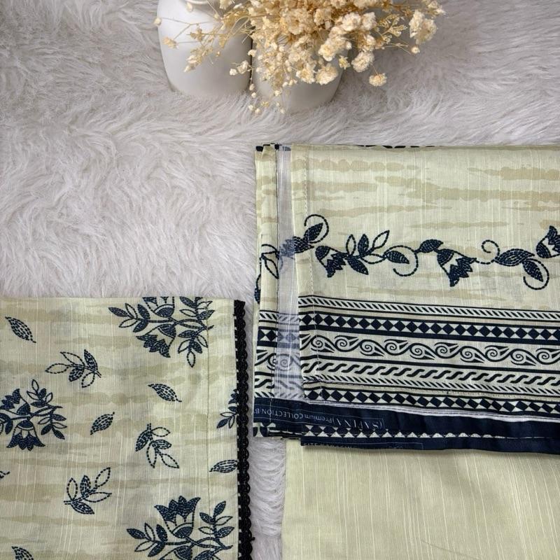 Safina Khaddar 3 Piece Suit with navy Floral Print Everyday Women's Wear with Plain Trousers & Printed Shawl Elegant Outfit Style