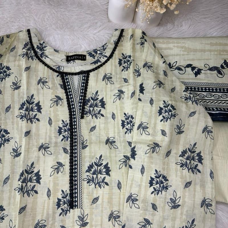 Safina Khaddar 3 Piece Suit with navy Floral Print Everyday Women's Wear with Plain Trousers & Printed Shawl Elegant Outfit Style