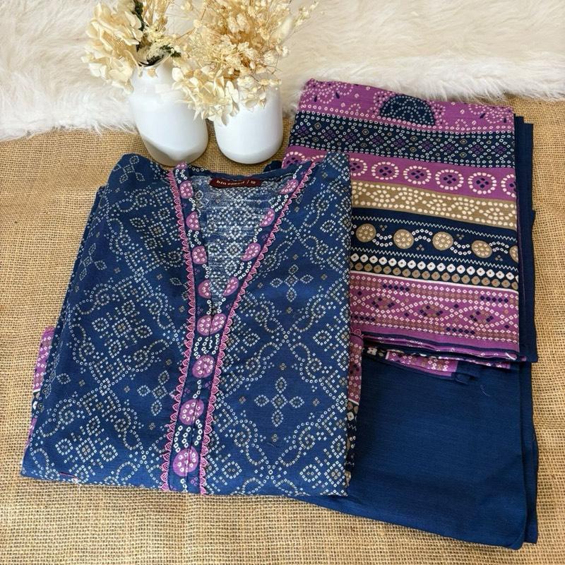 Bin Saeed 3 piece striking blue and pink print khaddar suit Womenswear Traditional  Soft Matching Feminine Everyday Breathable