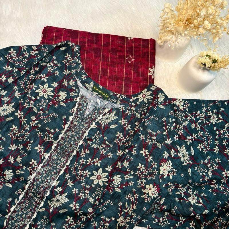 Khaddar Bin Saeed 3 piece green with red, floral print and white lace  Fabric Print Lace Shawl